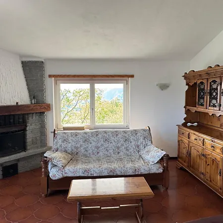 Gold Cave Relax Nel Bosco Σπίτι διακοπών *