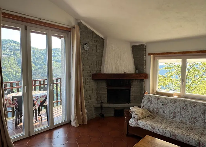 Дом отдыха Gold Cave Relax Nel Bosco Pessinetto